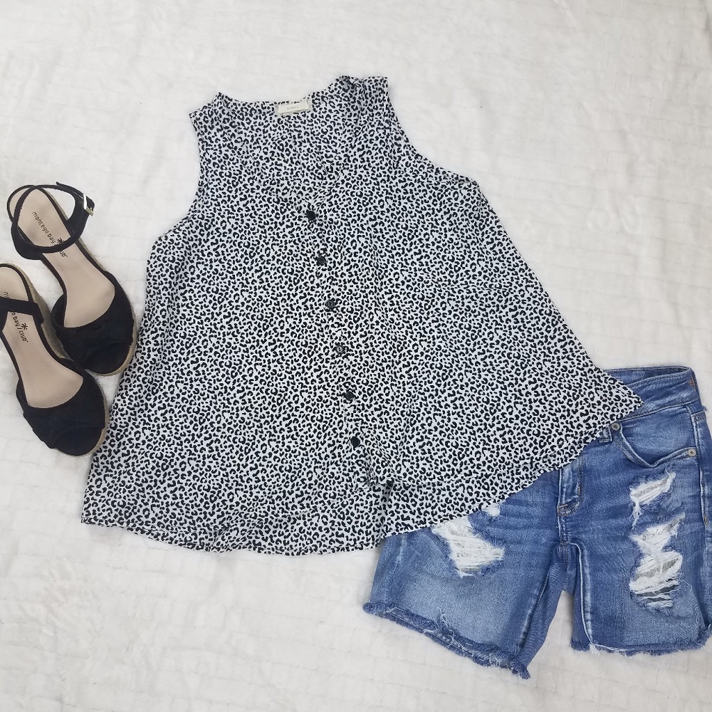 Soprano Sleeveless Animal Print Top Sz XL Jr